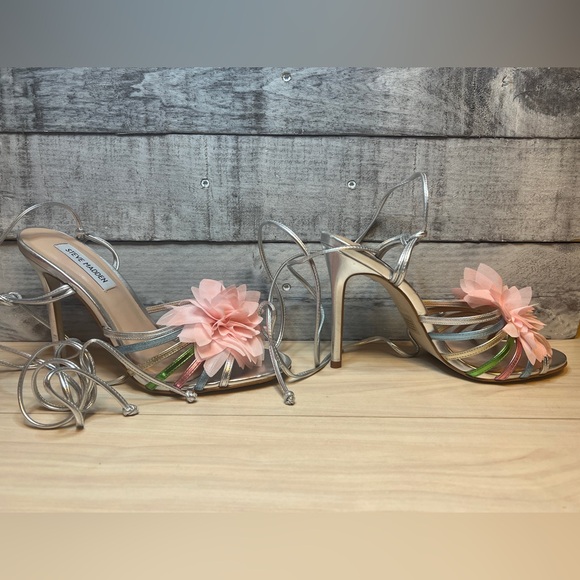 STEVE MADDEN NWT Jolisa Metallic Flower Ankle Wrap Dress Sandals - Picture 7 of 11